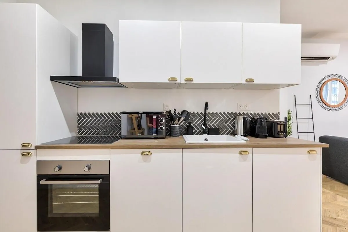 Apartamento Familial Proche Arc De Triomphe - 8p